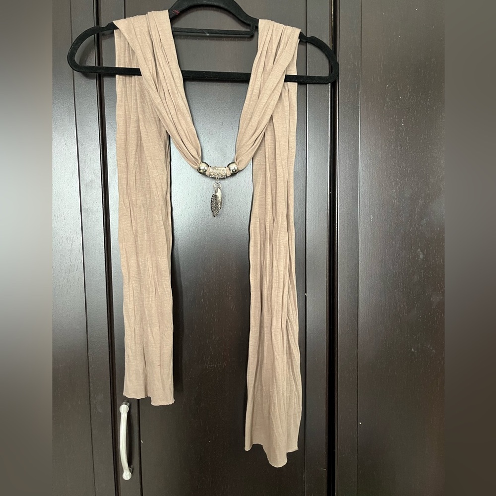 Jewel-detailed scarf